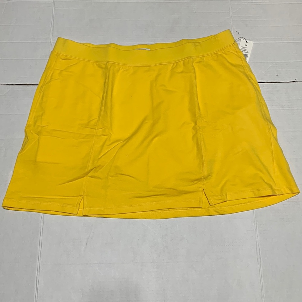 Crown & Ivy Yellow Gold Skort 2X NWT